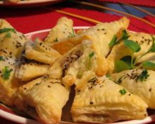 Слойки с грибами