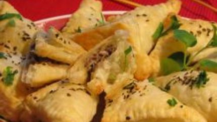 Слойки с грибами