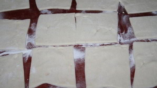 слойки с рубленой начинкой