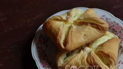 Слойки с творогом