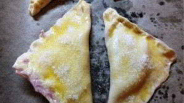 слойки со смородиной