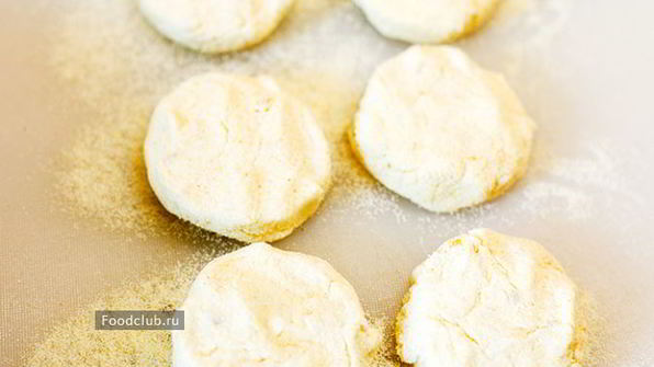 банановые сырники с ананасами