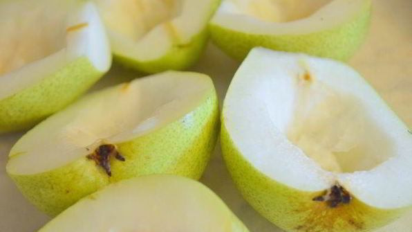 чудесный творожник с фаршированными грушами