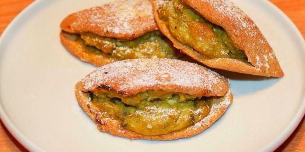 Рецепт диетических сочней с творогом