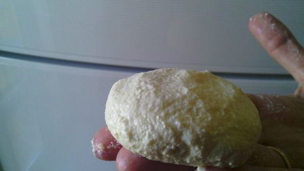 нежные сырники с ванилью, томленные в сливочном соусе