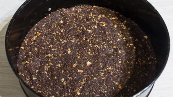 шоколадный творожник с малиной