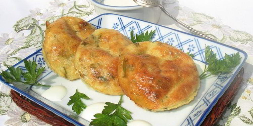 Рецепт соленых сырников с зеленью, запеченные в духовке