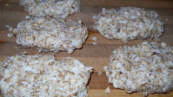 сырники с шоколадом в овсяных хлопьях