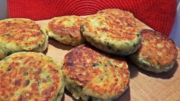 сырники со шпинатом и кунжутом