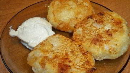 Сырники со сливочным маслом