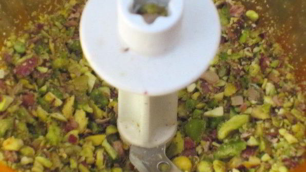 сырники в ореховой панировке с фисташковым кремом