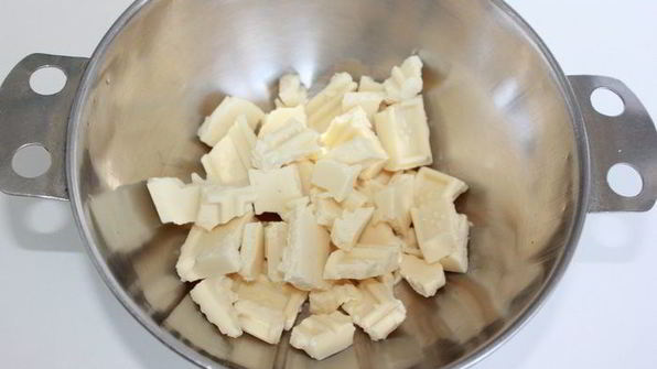 творожник с белым шоколадом