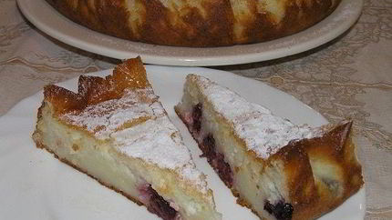 Творожник с вишней