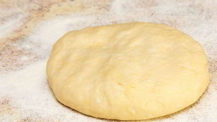 Быстрое тесто на кефире для пирожков