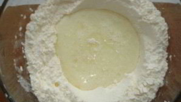 дрожжевое тесто с творогом в духовке