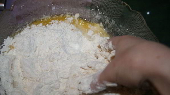 хрустящие корзинки с курицей из домашнего слоеного теста