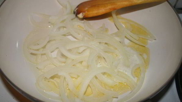 хрустящие корзинки с курицей из домашнего слоеного теста