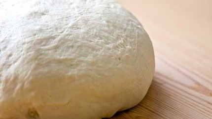 Тесто на кефире и дрожжах