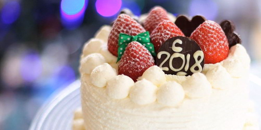 Рецепт бисквитного торта с фруктами и взбитыми сливками