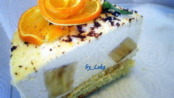 бисквитный торт с творогом и бананами