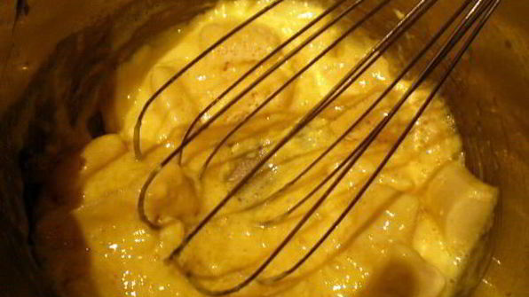 бисквитный торт с творогом и бананами