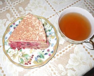 Домашний клюквенный торт с клюквой