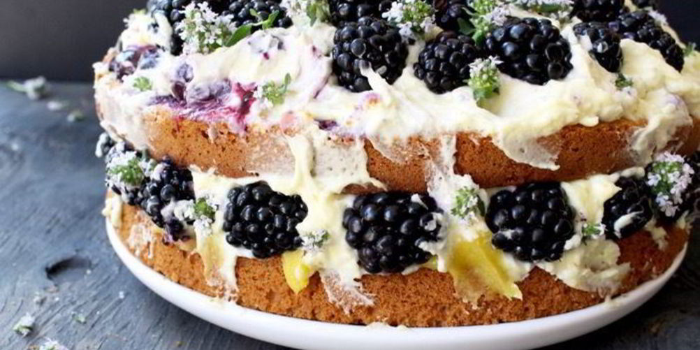 Рецепт итальянского лимонного торта с маскарпоне и ягодами