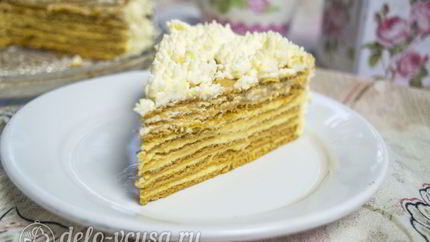 Карамельный медовик с апельсиновым кремом