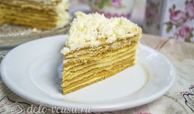 Карамельный медовик с апельсиновым кремом