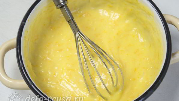 карамельный медовик с апельсиновым кремом