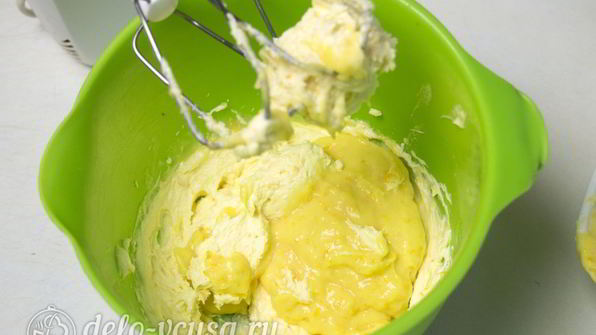 карамельный медовик с апельсиновым кремом