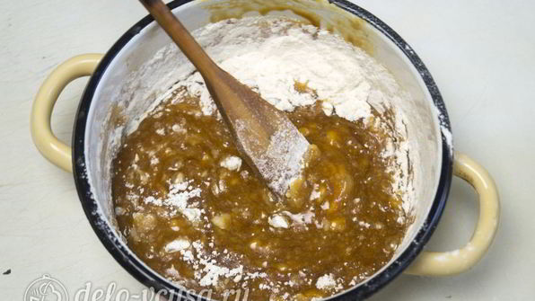 карамельный медовик с апельсиновым кремом