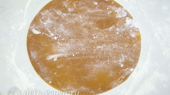 карамельный медовик с апельсиновым кремом