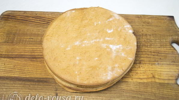 карамельный медовик с апельсиновым кремом