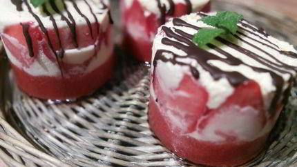 Мини-торт мороженое Клубничный мохито