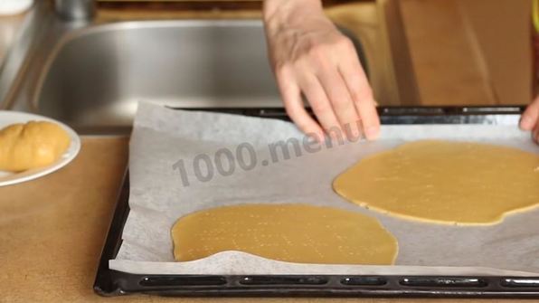 муссовый торт с зеркальной глазурью медовый