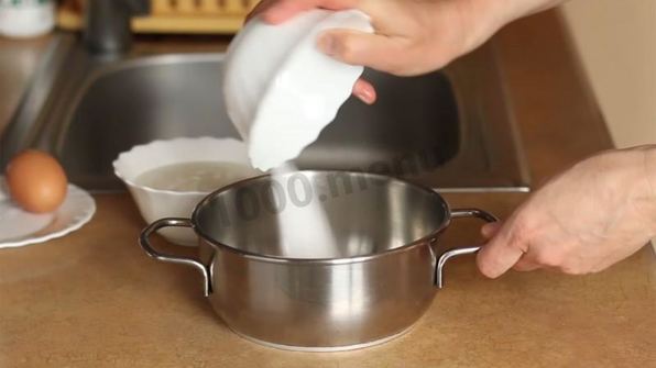 муссовый торт с зеркальной глазурью медовый