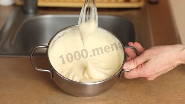 муссовый торт с зеркальной глазурью медовый