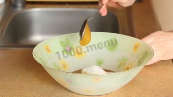 муссовый торт с зеркальной глазурью медовый