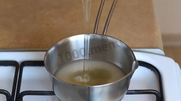 муссовый торт с зеркальной глазурью медовый