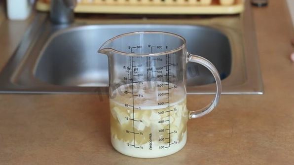 муссовый торт с зеркальной глазурью медовый