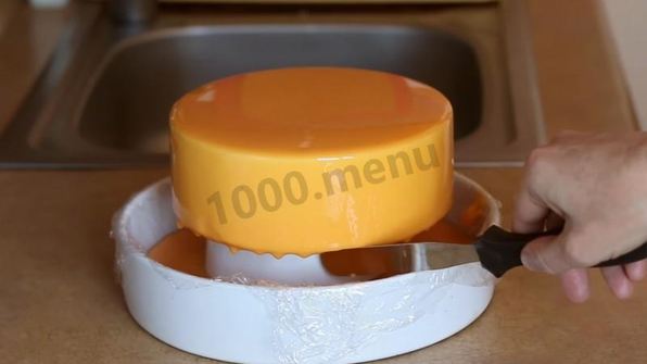 муссовый торт с зеркальной глазурью медовый