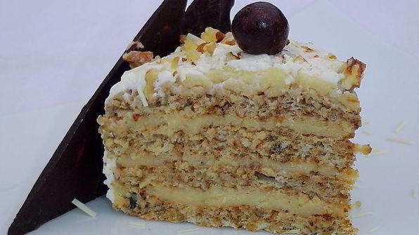 ореховый торт с кремом патисьер