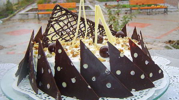 ореховый торт с кремом патисьер