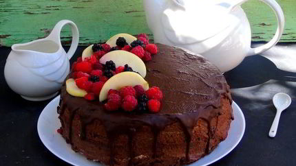 Шоколадно-вишневый торт