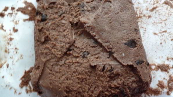 торт чернослив в шоколаде