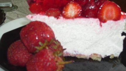 Торт клубничный восторг