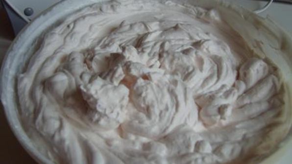 торт клубничный восторг