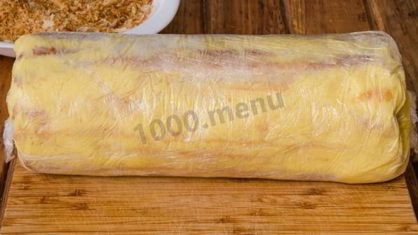 торт полено слоеное