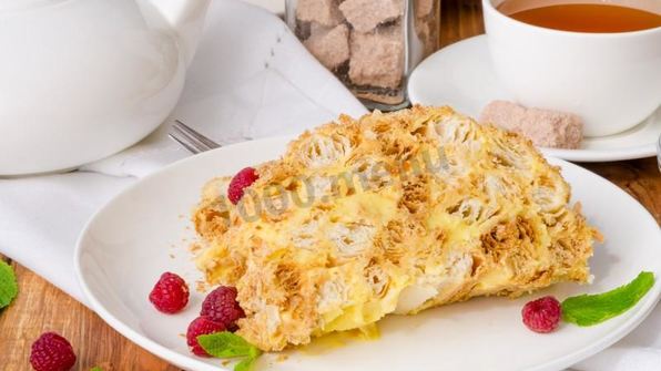 торт полено слоеное